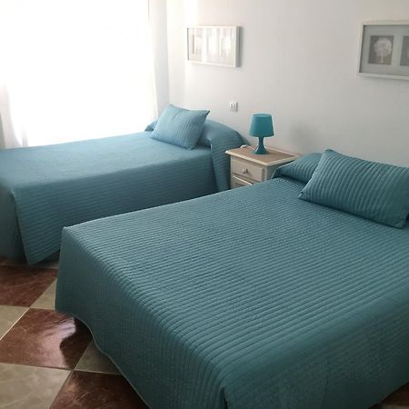 פואנגירולה Hostal Jomarijo מראה חיצוני תמונה